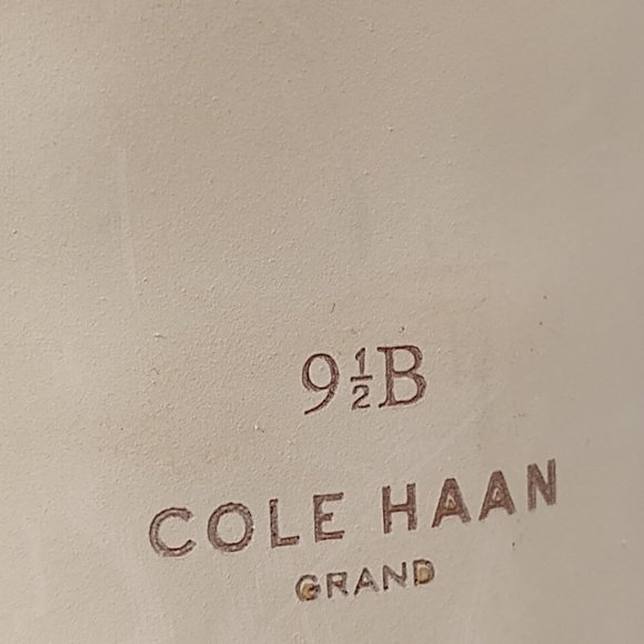 Women's Cole Haan Snake Print Heels Gently worn, like new ! Size 9.5 B / - Picture 4 of 5